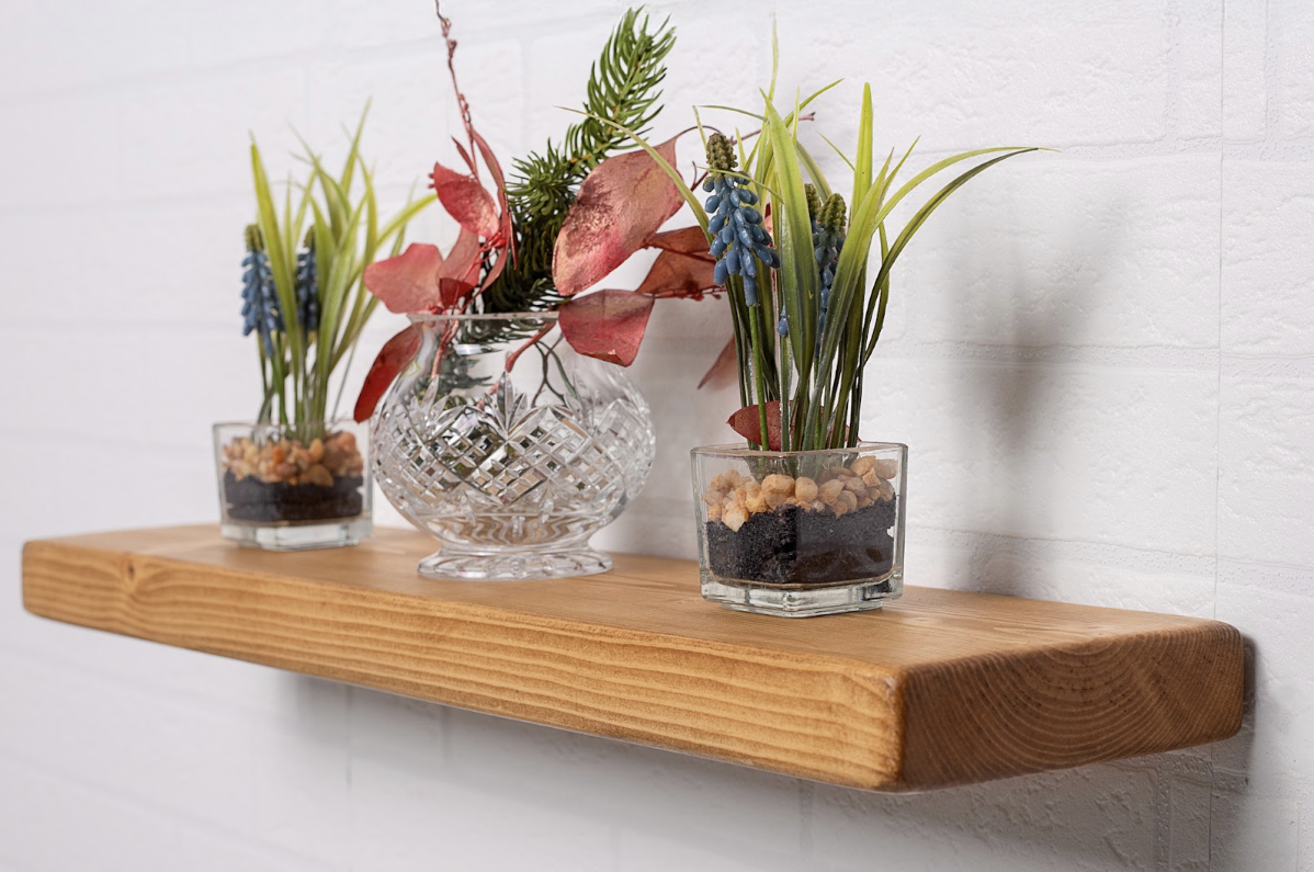 Micro-living solutions – how shelves transform tiny apartments?